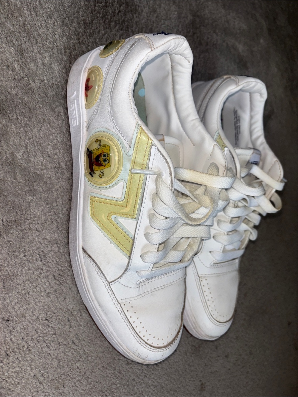 Vans White Mens Sneakers with Yellow Accents and SpongeBob Medallions
